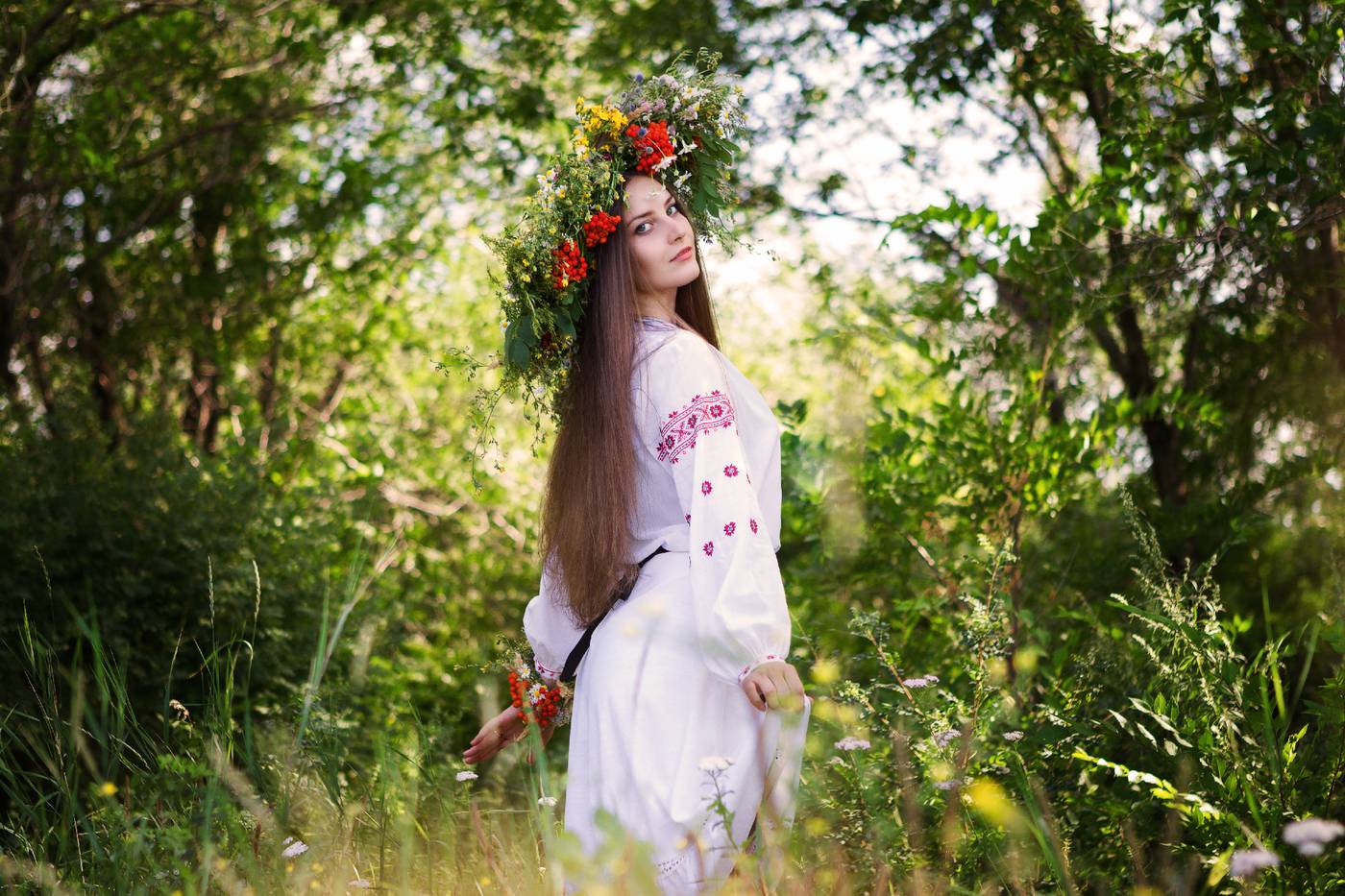 Slavic girls brings the glow — live moments in Madrid