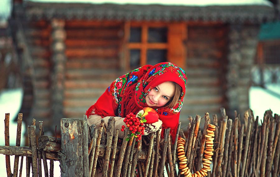 Sexy girl Women in Slavic costumes in Madrid