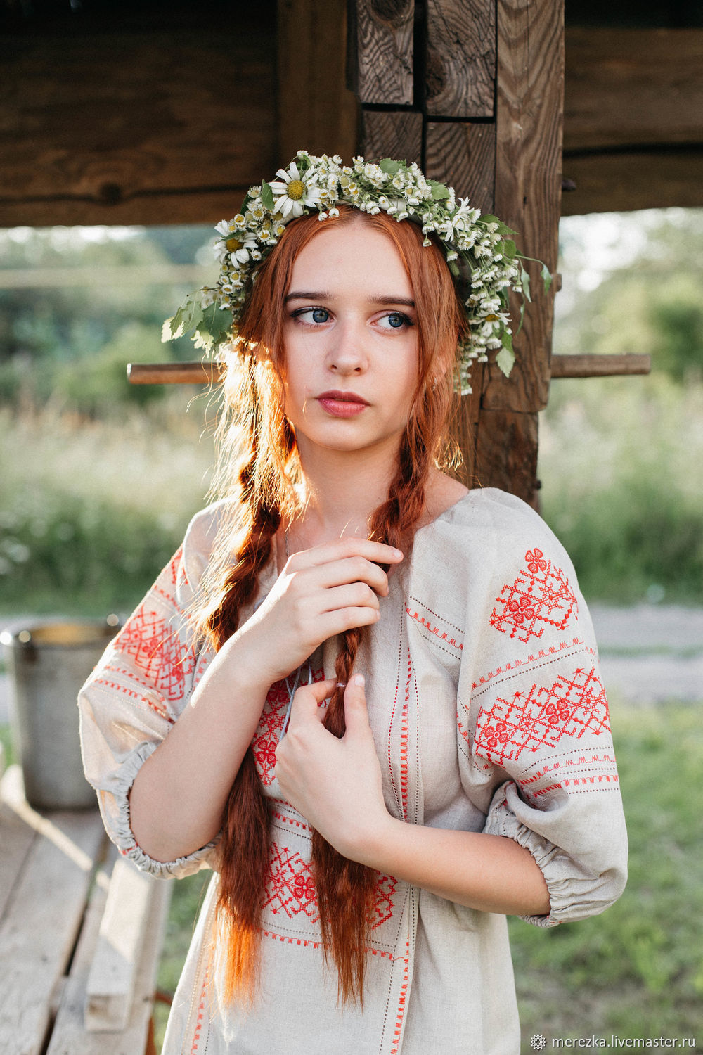 A playful frame from Girls in Slavic costumes — online in Madrid